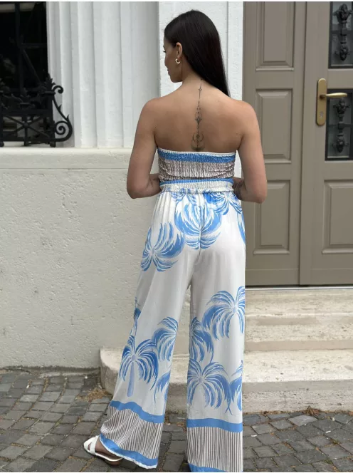 Lenge fazonú, egyenes szárú, nem rugalmas anyagú, felső része gumírozott, pánt nélküli overál. (S-L méretre ajánljuk.)