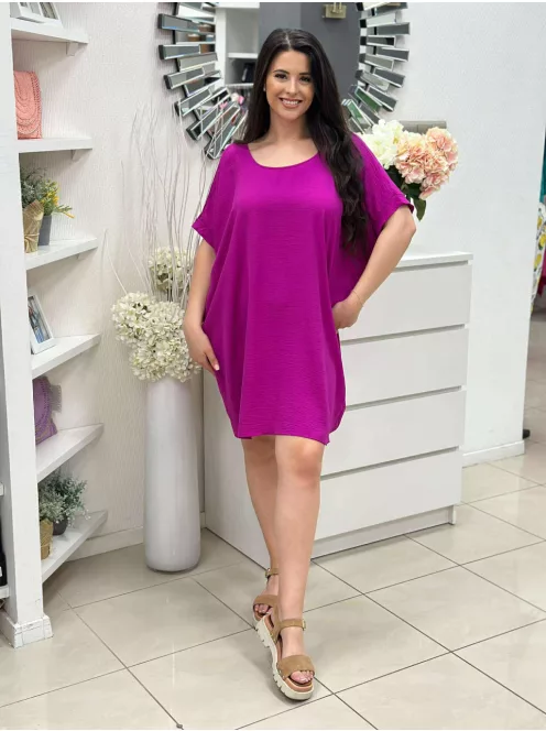 Lenge fazonú, hátán nyitott, pántos, nem rugalmas anyagú ruha. (S-XL méretre ajánljuk.)