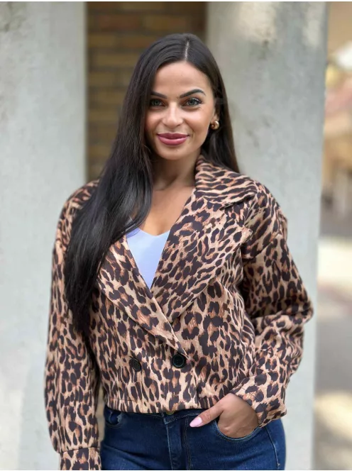 Puha, enyhén rugalmas anyagú, rövid derekú, gombos őszi kabát. (S-XL méretre ajánljuk.)