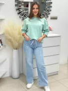 Vállán masnis felső