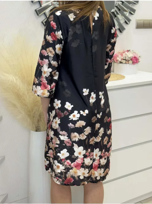 Szatén hatású, mintás, zsebes ruha