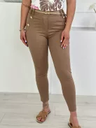 Elegáns, pamut nadrág övvel