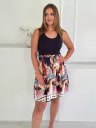Felül bordás anyagú, megkötős ruha