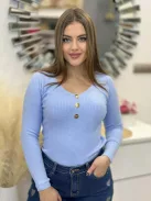 Vékony, kötött felső