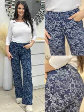 Kövekkel díszített farmer