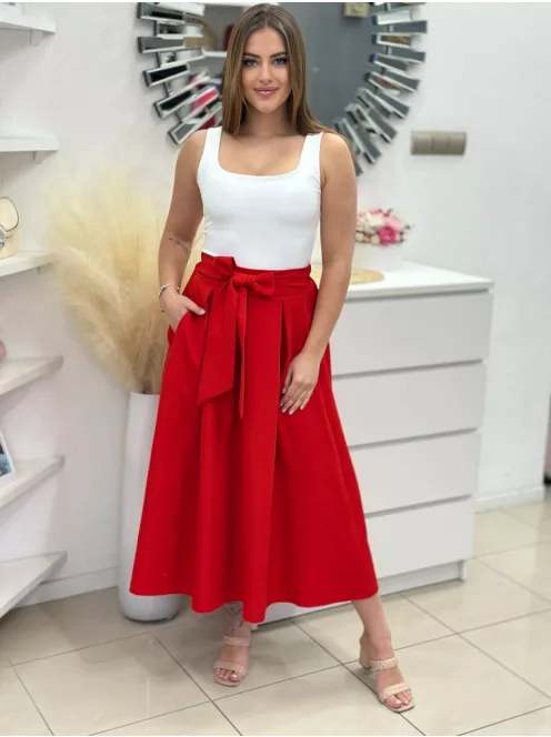 Elegáns, zsebes szoknya