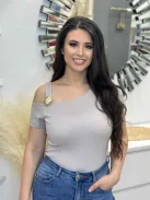 Rugalmas, pamut anyagú felső