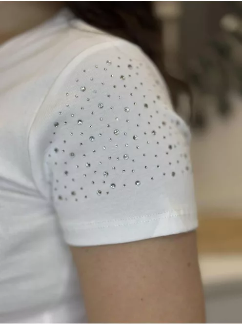 Rugalmas, pamut anyagú felső