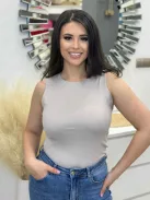 Kövekkel díszített, ujjatlan felső