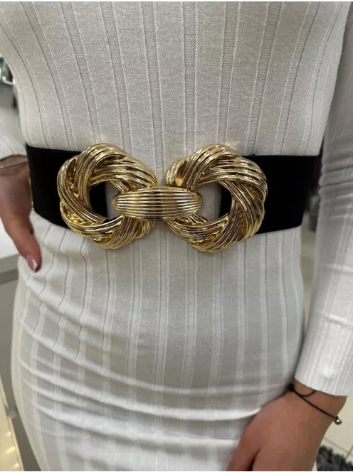 Rugalmas, vastag, gumis, állítható méretű, fém csatos öv.