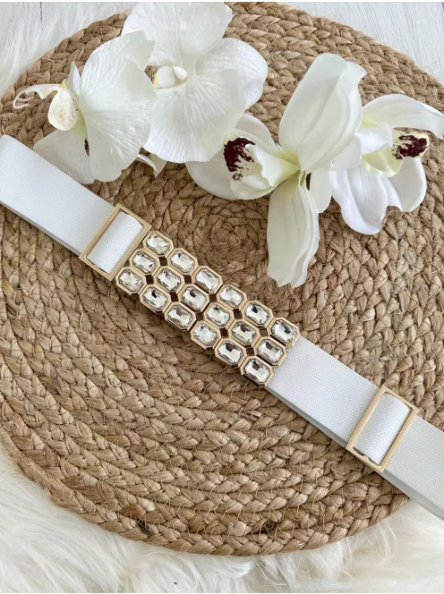 Rugalmas, gumis, állítható méretű, kövekkel díszített, fémcsatos öv.