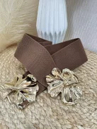 Rugalmas, gumis, fém csatos öv .