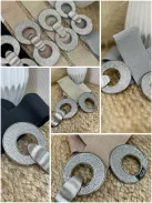 Rugalmas, csillogós, gumis, kövekkel díszített öv .