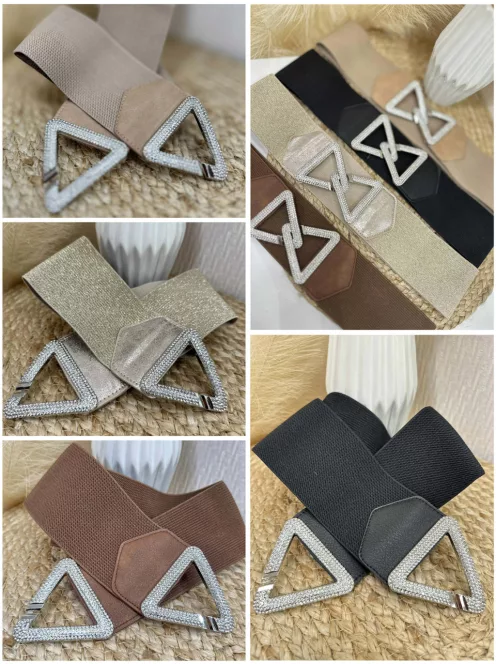 Rugalmas, gumis, kövekkel díszített öv .