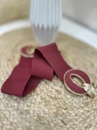 Rugalmas, gumis, arany csatos öv .