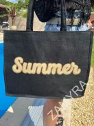 Strandtáska pénztárcával.