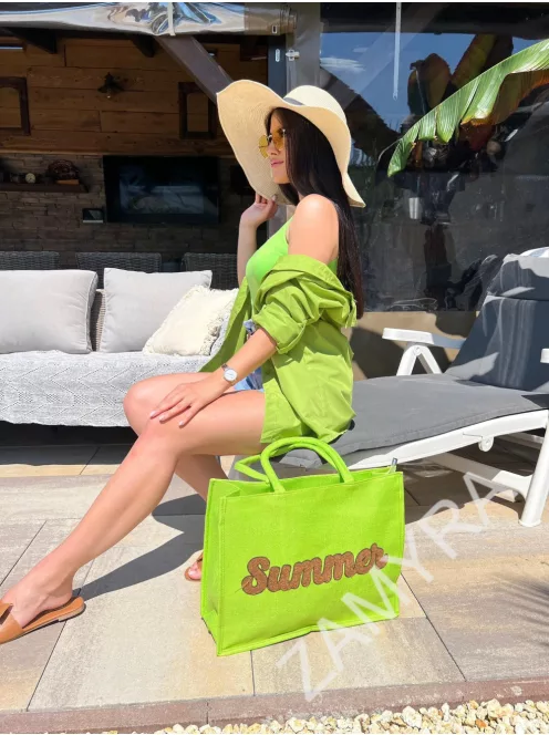 Strandtáska pénztárcával.