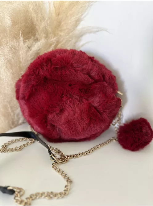 Pihe-puha szőrmés, kerek kistáska hosszúpánttal. 20 cm.