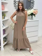 Lenge fazonú, nyakán gumis, megkötős maxiruha. (S-XL méretre ajánljuk.)