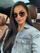 Napszemüveglánc. Fém, akasztható, szilikonos lánc. Hossz: 58 cm. A szemüveg és a lánc külön kapható!