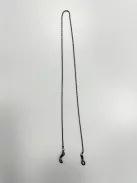 Napszemüveglánc. Fém, akasztható, szilikonos lánc. Hossz: 58 cm. A szemüveg és a lánc külön kapható!