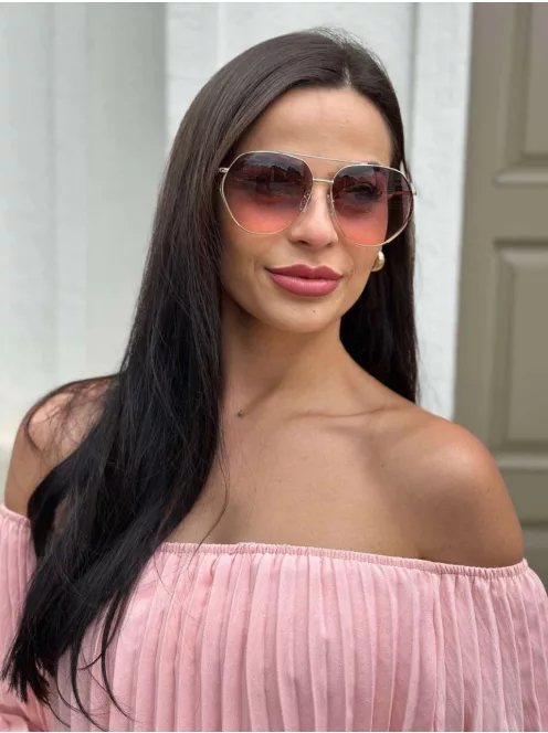 Fém keretes és szárú napszemüveg. UV védelemmel ellátott.