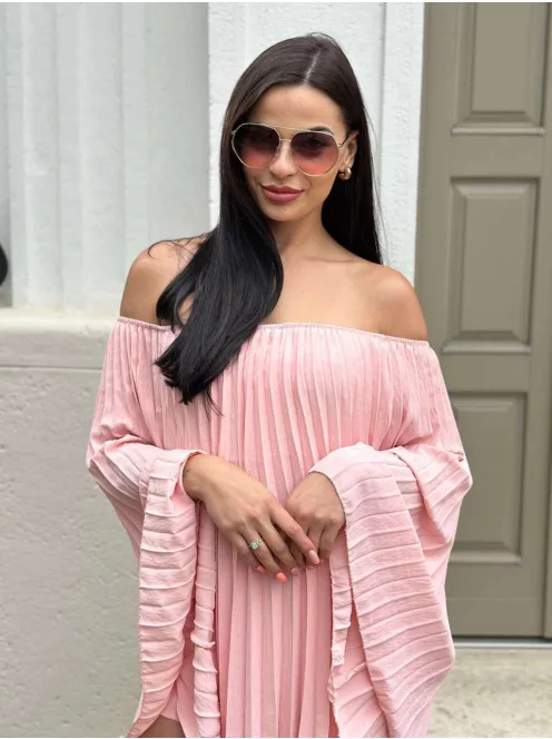 Fém keretes és szárú napszemüveg. UV védelemmel ellátott.