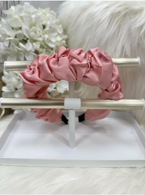 Szatén hatású, vastag, húzott hajpánt.