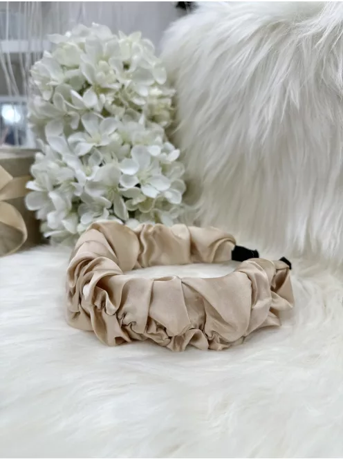 Szatén hatású, vastag, húzott hajpánt.