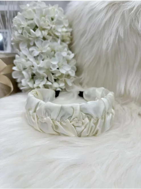 Szatén hatású, vastag, húzott hajpánt.