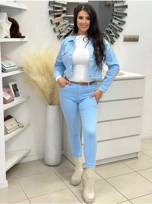 Rugalmas, szaggatott farmerkabát