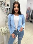 Rugalmas anyagú, béleletlen, zsebes blézer. (S-L méretre ajánljuk.)