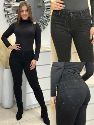 Kövekkel díszített, skinny farmer