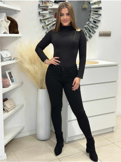 Kövekkel díszített, skinny farmer