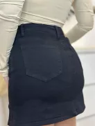 Kövekkel díszített farmer skort