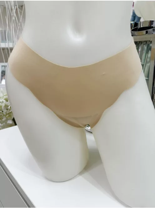 Extra rugalmas anyagú, mikroszálas, varrás nélküli, kényelmes tanga bugyi. A lézervágott bugyik láthatatlanok maradnak a szorosabb ruhák alatt is. (S-XXL méretekben.)