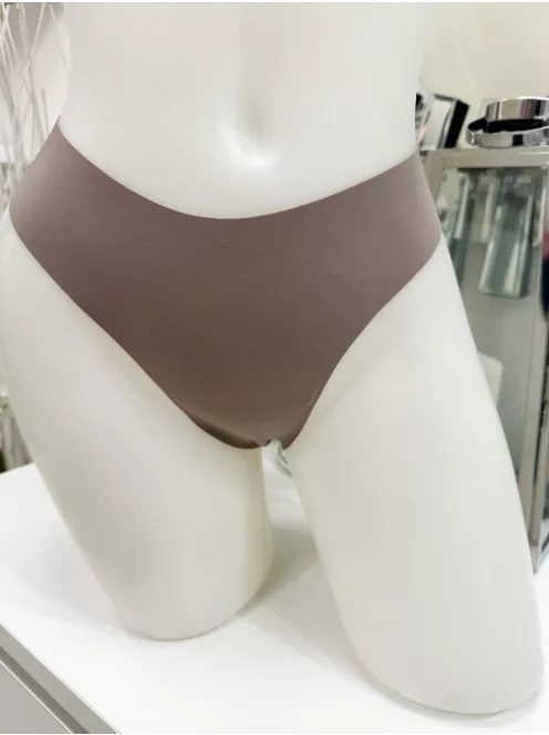 Extra rugalmas anyagú, mikroszálas, varrás nélküli, kényelmes tanga bugyi. A lézervágott bugyik láthatatlanok maradnak a szorosabb ruhák alatt is. (S-XXL méretekben.)