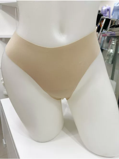 Extra rugalmas anyagú, mikroszálas, varrás nélküli, kényelmes tanga bugyi. A lézervágott bugyik láthatatlanok maradnak a szorosabb ruhák alatt is. (S-XXL méretekben.)