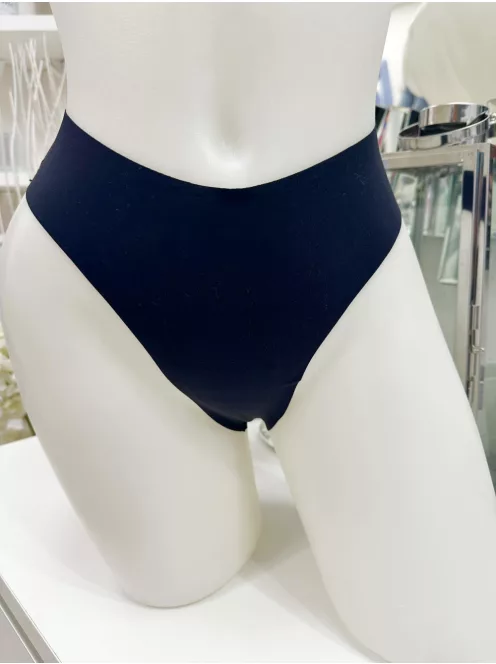 Extra rugalmas anyagú, mikroszálas, varrás nélküli, kényelmes tanga bugyi. A lézervágott bugyik láthatatlanok maradnak a szorosabb ruhák alatt is. (S-XXL méretekben.)