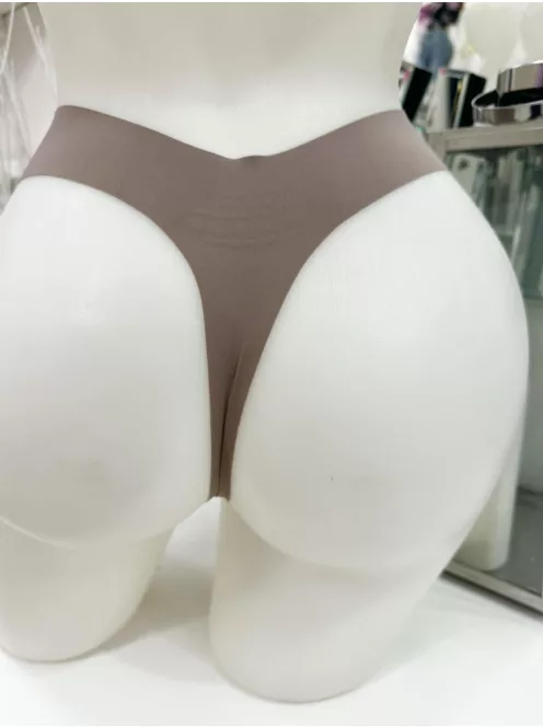 Extra rugalmas anyagú, mikroszálas, varrás nélküli, kényelmes tanga bugyi. A lézervágott bugyik láthatatlanok maradnak a szorosabb ruhák alatt is. (S-XXL méretekben.)