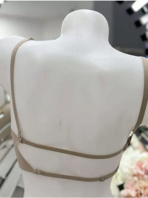 Rugalmas anyagú, lézervágott, varrás nélküli, belevarrt, push up szivacsbetétes, szilikonos melltartó. Pánt nélkül is viselhető! S-XL méretekben.