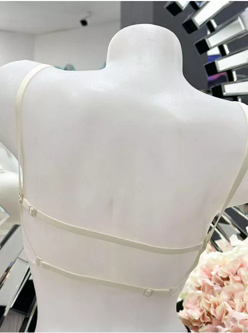 Rugalmas anyagú, lézervágott, varrás nélküli, belevarrt, push up szivacsbetétes, szilikonos melltartó. Pánt nélkül is viselhető! S-XL méretekben.