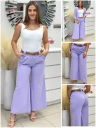 Csinos, zsebes nadrág övvel