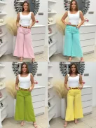 Csinos, zsebes nadrág övvel