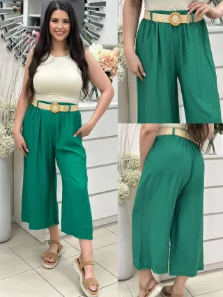   Lenge fazonú, magas, gumis derekú, nem rugalmas anyagú, halásznadrág övvel. (S-XL méretre ajánljuk.)