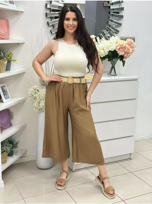 Lenge fazonú, magas, gumis derekú, nem rugalmas anyagú, halásznadrág övvel. (S-XL méretre ajánljuk.)