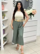 Lenge fazonú, magas, gumis derekú, nem rugalmas anyagú, halásznadrág övvel. (S-XL méretre ajánljuk.)