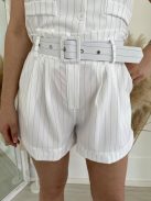 Nem rugalmas anyagú, magas, gumis derekú, zsebes rövidnadrág övvel. A mellény és a rövidnadrág külön rendelhető! (S-L méretre ajánljuk.)