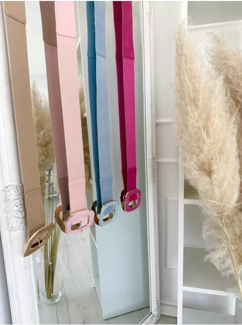 Extra rugalmas, gumis, kocka csatos öv.