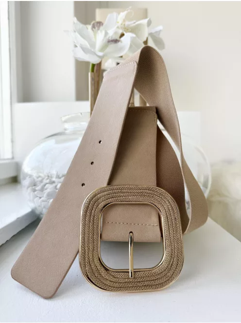 Extra rugalmas, gumis, kocka csatos öv.